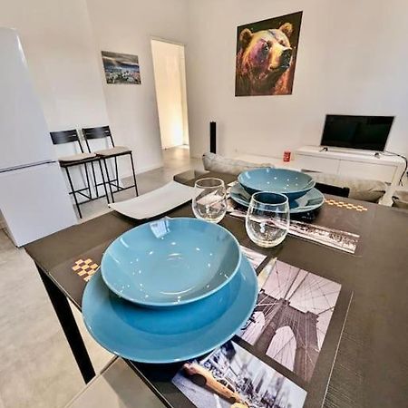 Magnifique T2 Refait A Neuf - Calme & Tout Equipe Avec Parking Grenoble Eksteriør bilde